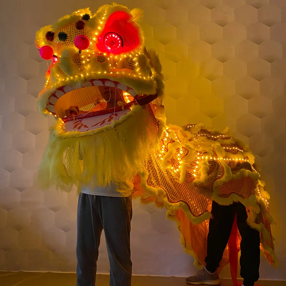 

LED light lion costume Chinese Spring Festival traditional lion dance props festival dance performance double lion costume