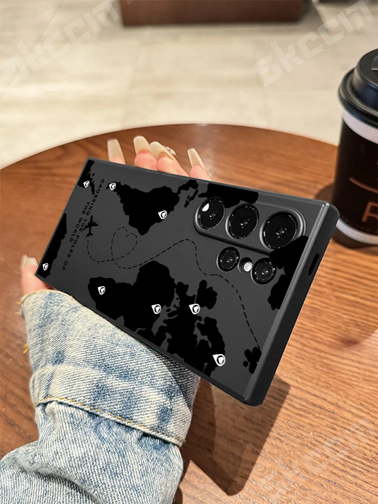 Elegant Black Map Love Heart Travel Case Cover