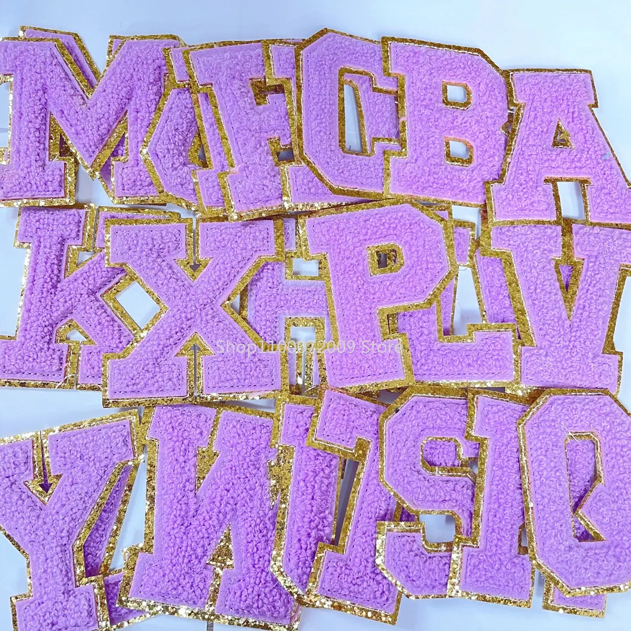 Parches de letras de felpilla blanca, juego de 26 piezas para ropa, parches  de letras adhesivas de colores de 2.2 pulgadas, parches de letras