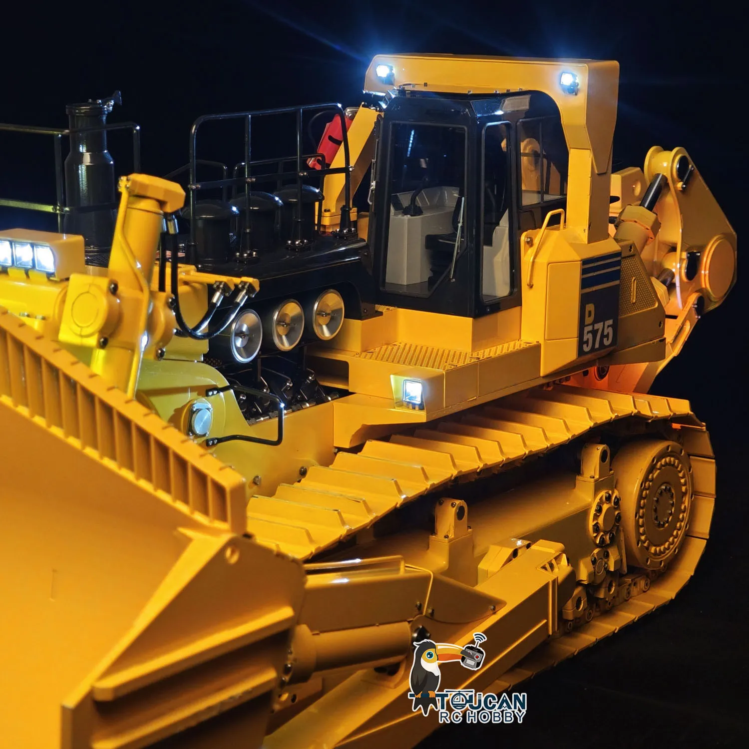 JDM 575 RC Hydraulic Bulldozer 1/14 Heavy Duty Metal Dozer Truck PL18 LITE Remote Control Light Sound System RC Toy Model Gift 4