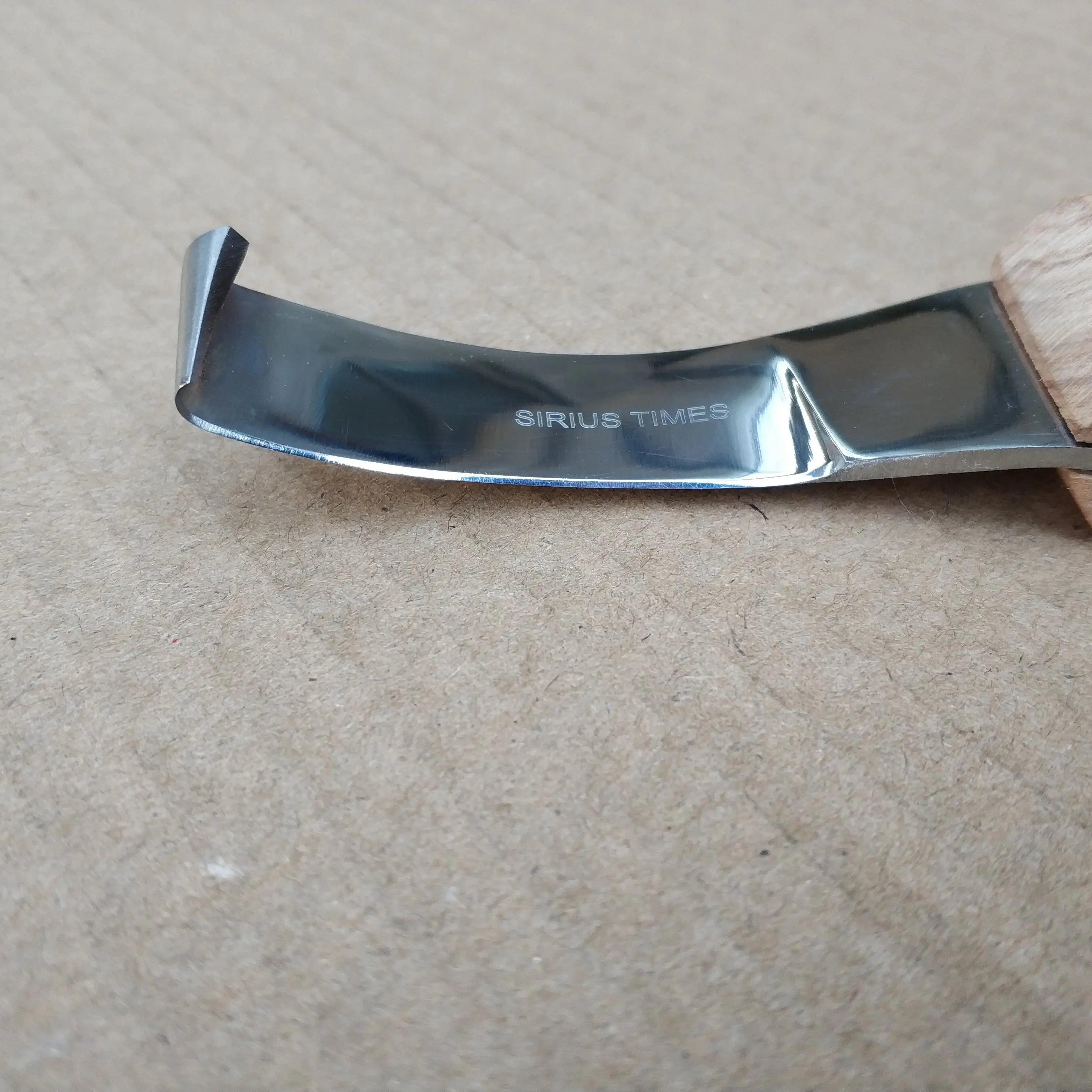 Right Or Left Hand Hoof Knife Wooden Handle,Farrier Tools, Hoof Trimming，Horseshoes Repairing Tools