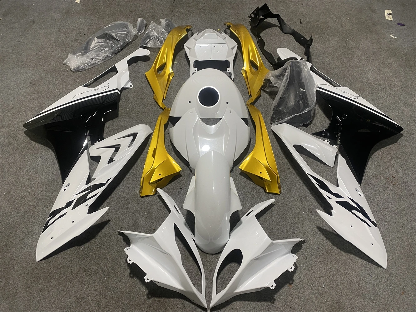 

Комплект обтекателей для мотоцикла, подходит для BMW S1000RR 2015 2016 2017 2018 15 16 17 18, кузов ZXMT на заказ