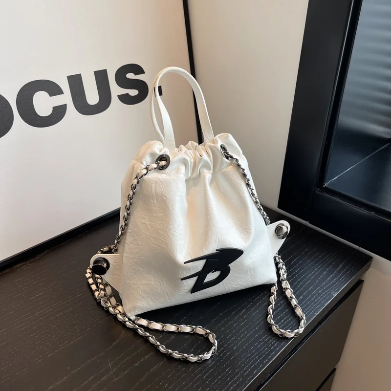 

Original Designer Brand Backpack 2023 New Chain Bucket Bag Student Large Capacity Backpack Letters Mochilas Para Mujer