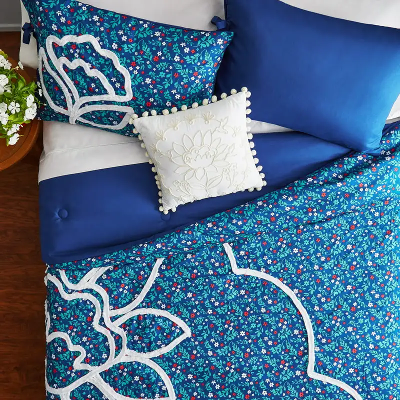 The Pioneer Woman Blue Cotton Sweet Rose 4-Piece Comforter Set
