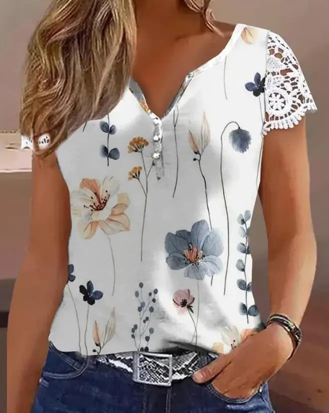 

Summer Outfits T-Shirt Tops for Women 2023 New Fashion Casual Floral Print Notch Neck Lace Patch Top Women Versatile Tees Work