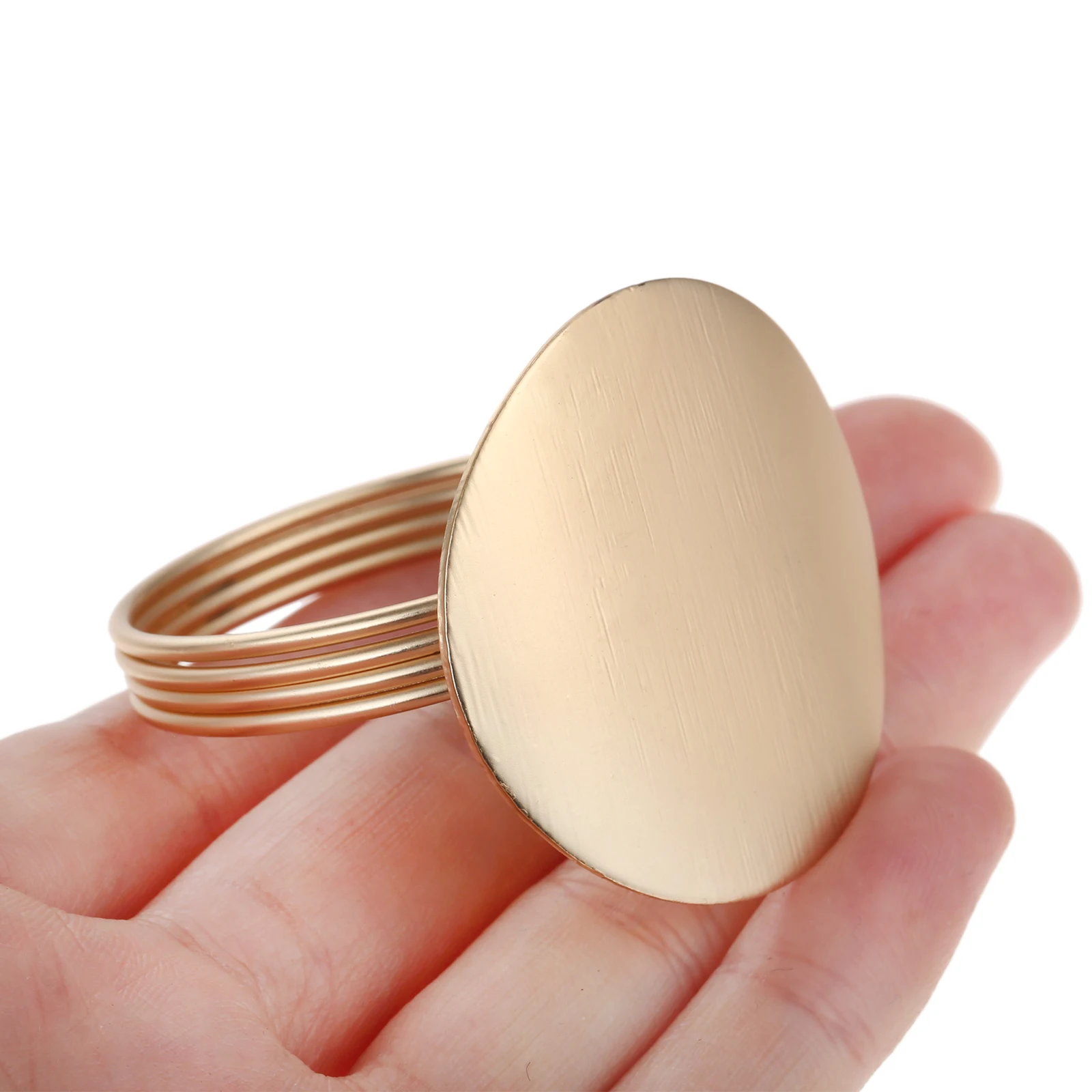 6pcs Matte Gold Napkin Ring Simple Nordic Round Towel Holder Minimalist Metal Button Modern Decoration Table Ornament Home Hotel