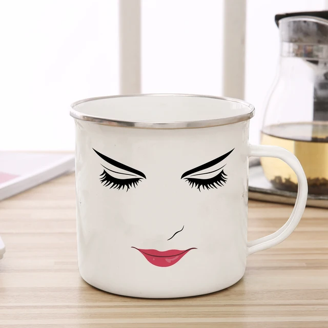 여자 얼굴 머그잔: 독특하고 매력적인 커피 타임