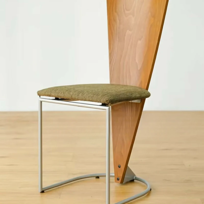 

Vintage solid wood metal minimalist coffee shop high backrest artistic and creative dining chairs
