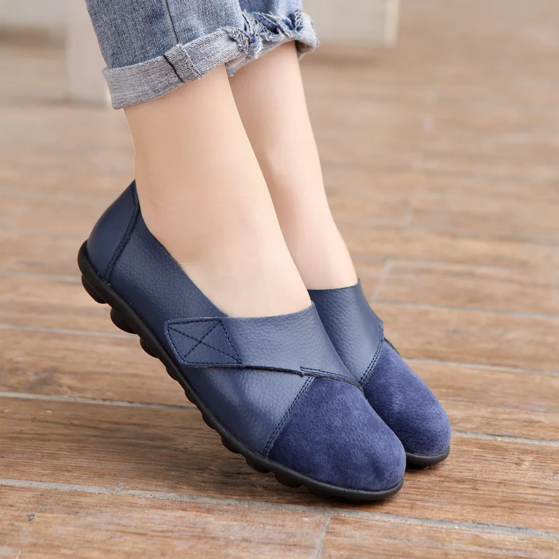 WOIZGIC Women's Female Mother Woman Genuine Leather Soft Shoes Flats Loafers Mocassin Boat Hook Loop De Mujer Big Size 42 43 44 3