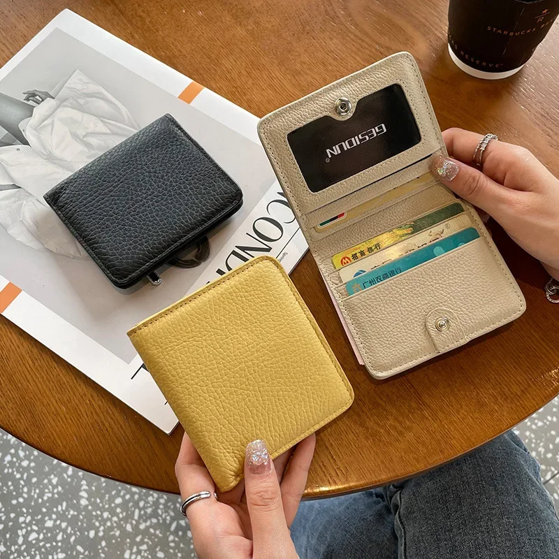 

Custom Letters Fashion Women Genuine Leather Bifold Wallet Short Wallet Small Coin Purse INS Style Credit Card Holder Money Clip