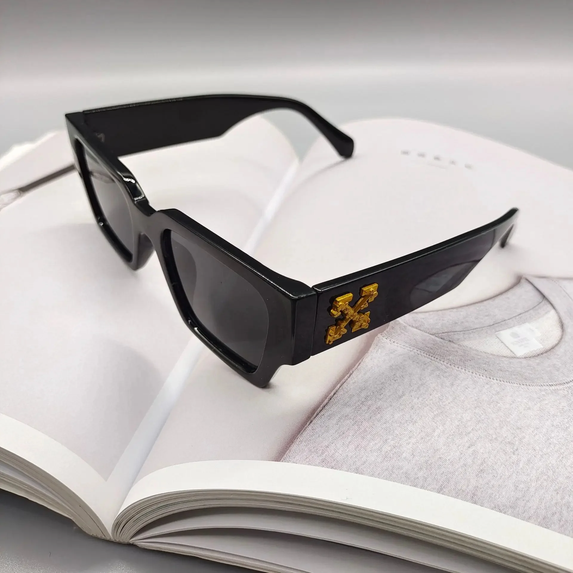 Black frame with gold