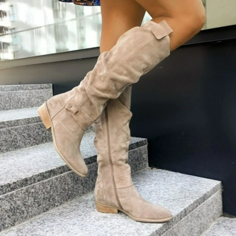 Bottes femme daim mi-mollet bottes talon bas côté fermeture éclair femmes chaussures décontractées automne hiver genou haute botte rétro grande taille bottes longues 1 Bottes femme daim mi-mollet bottes talon bas côté fermeture éclair femmes chaussures décontractées automne hiver genou haute botte rétro grande taille bottes longues 1