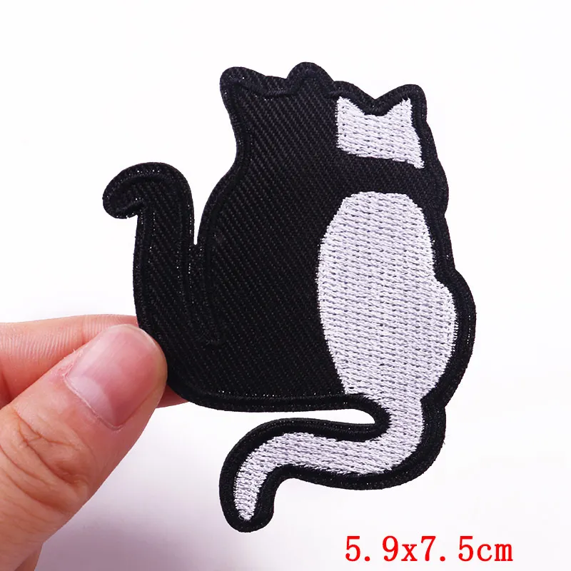 Vibrant Animal Embroidered Iron-On Patches