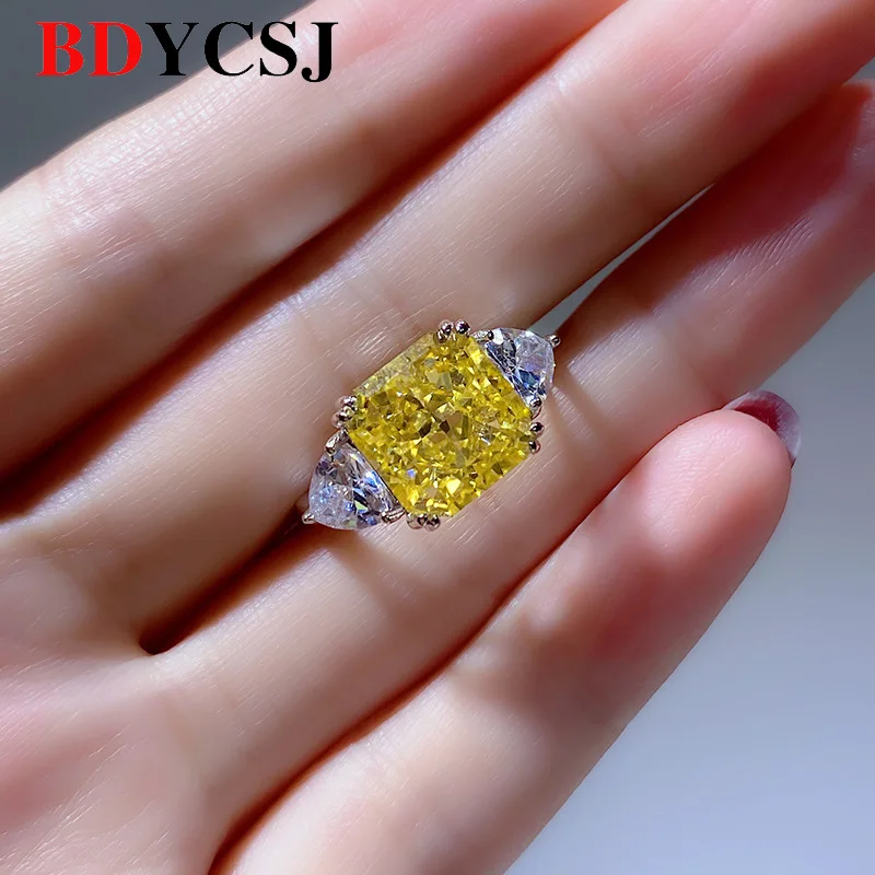 

Full S925 Silver High Quality 10 * 10MM Ren Ice Cut Top Yellow Zircon Ring for Women's Wedding Luxury Jewelry Accessories