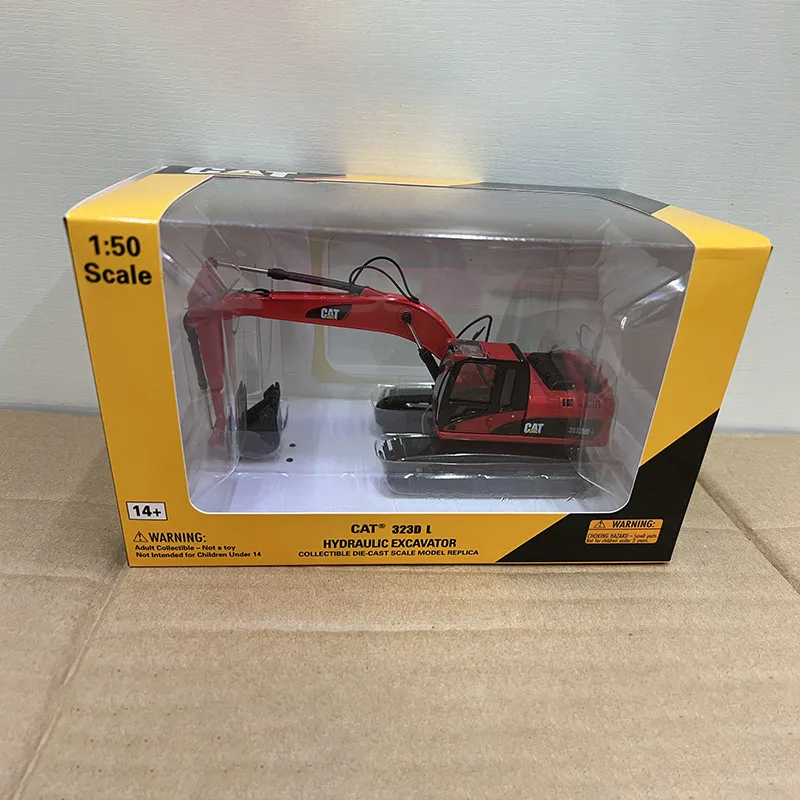 

1:50 Scale CAT 323D L Crawler Excavator Alloy Construction Vehicle Model