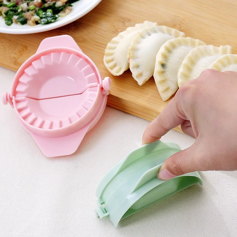 DIY Plastic Dumpling Mold Dough Press Gadgets For Cooking Dumplings Easily Ravioli Maker Jiaozi Maker Gadget Kichen Tools Set dumpling maker