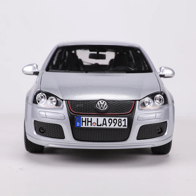 Volkswagen Golf V GTI Pirelli 2007 1/18 NOREV 188425 –