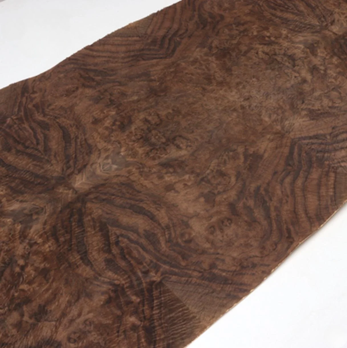 Length:2.5meters Width:580mm T:0.3mm Natural walnut splicing with burr surface wood veneer Speaker furniture decoration