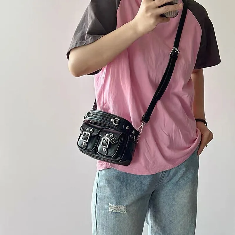 Women's Vintage Soft Leather Crossbody Bag Small Camera Purse for Daily Use Fashion Shoulder Handbag