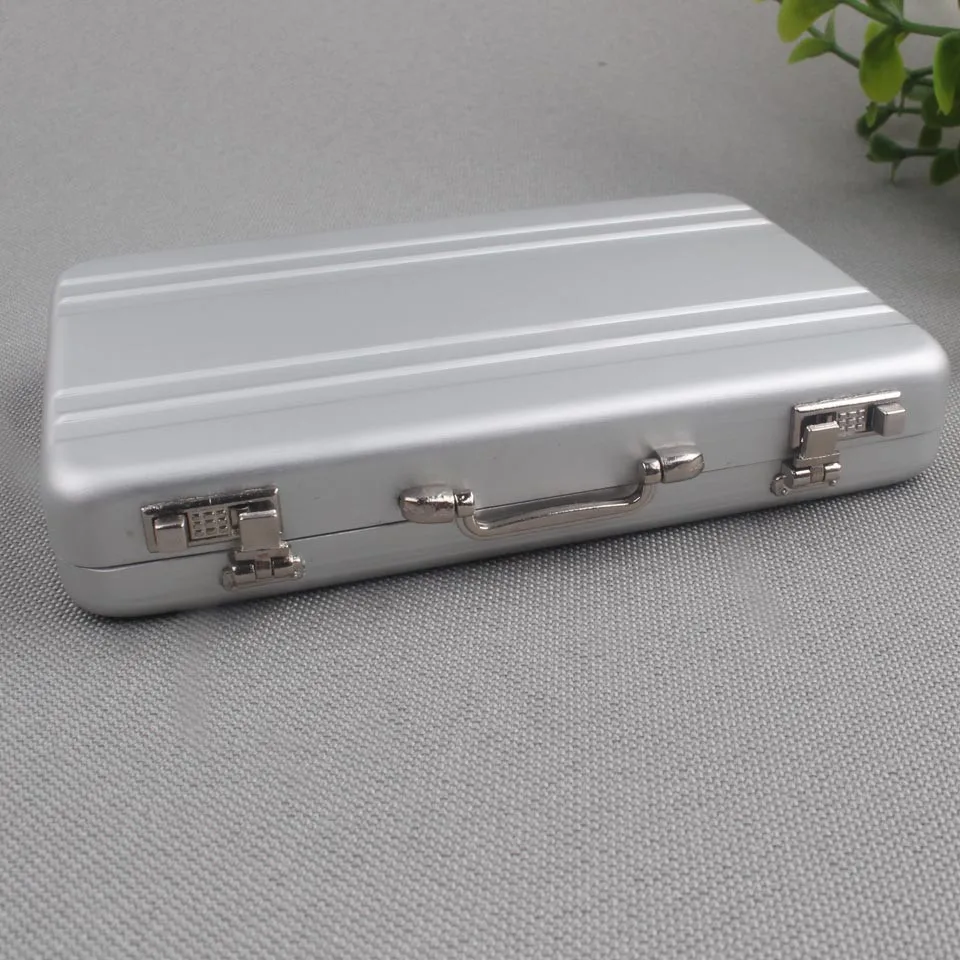 9,8 x 6,8 x 1,6 cm, niedlicher, sicherer Kreditkartenhalter aus Aluminium, Geldbörse, Visitenkartenhalter, 4 Stück – Detail 5