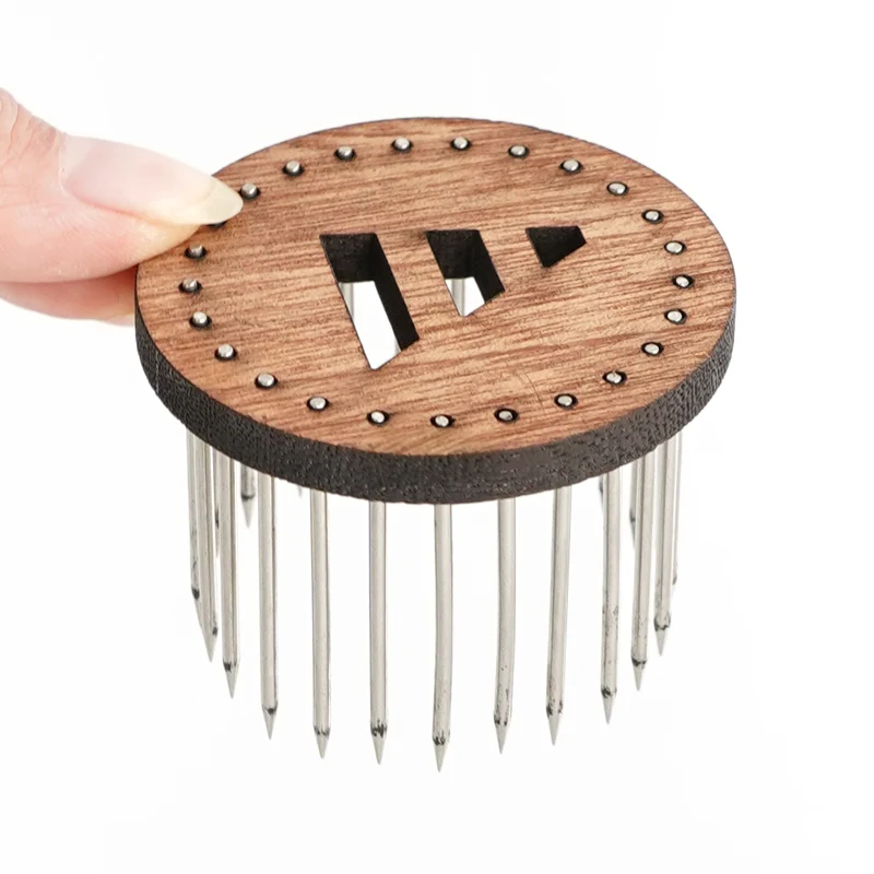 New Queen Bee Cage Stainless Steel Needle Type Catcher Isolation Room Beekeeping Equipment Beekeeper Supplies 1Pcs beekeeping tools beekeeping accessories