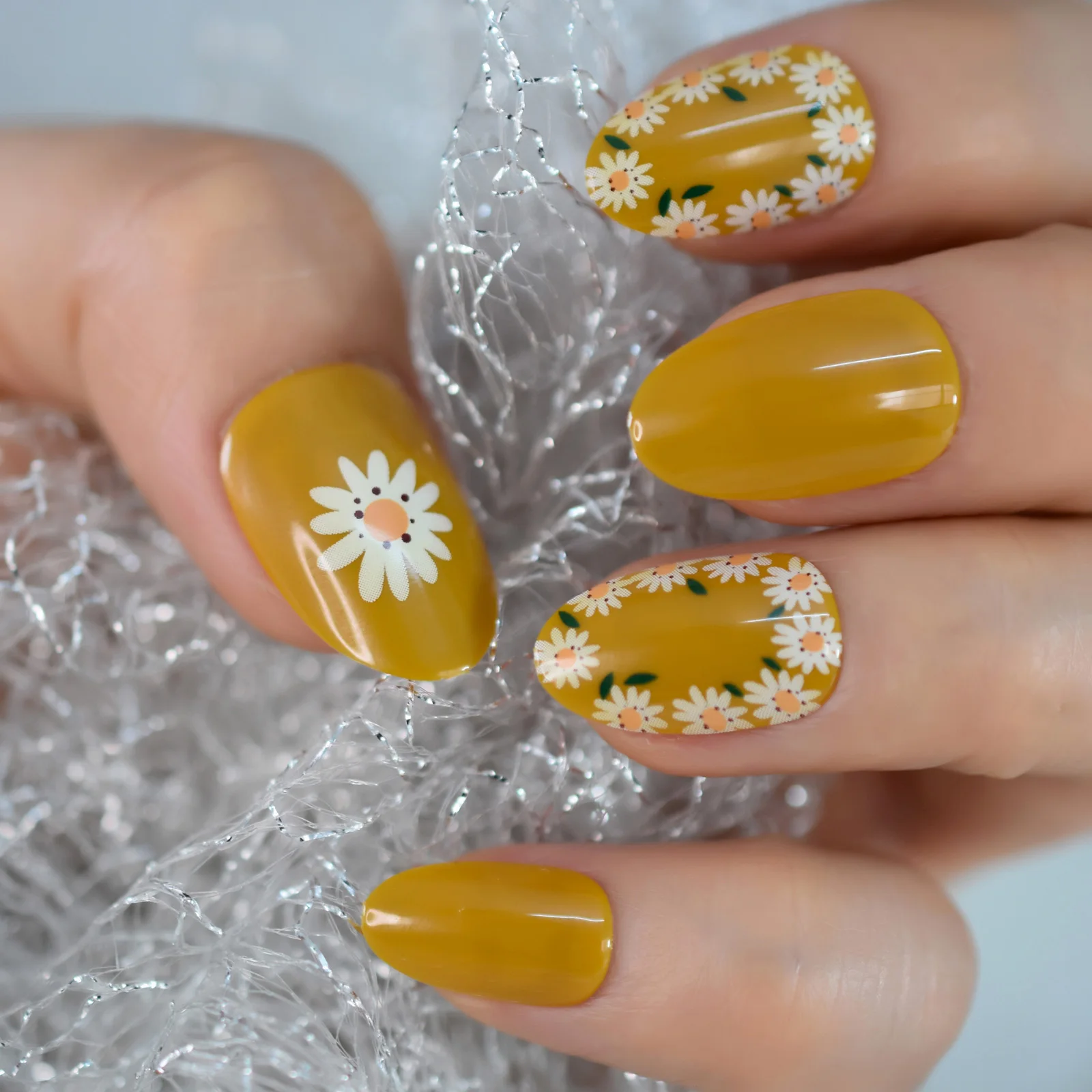 Small Round Yellow White Daidy Flower French Fake Nails Finish Design False  Press On Nails Full Cover Wear Finger Nail Art Tips - False Nails -  AliExpress