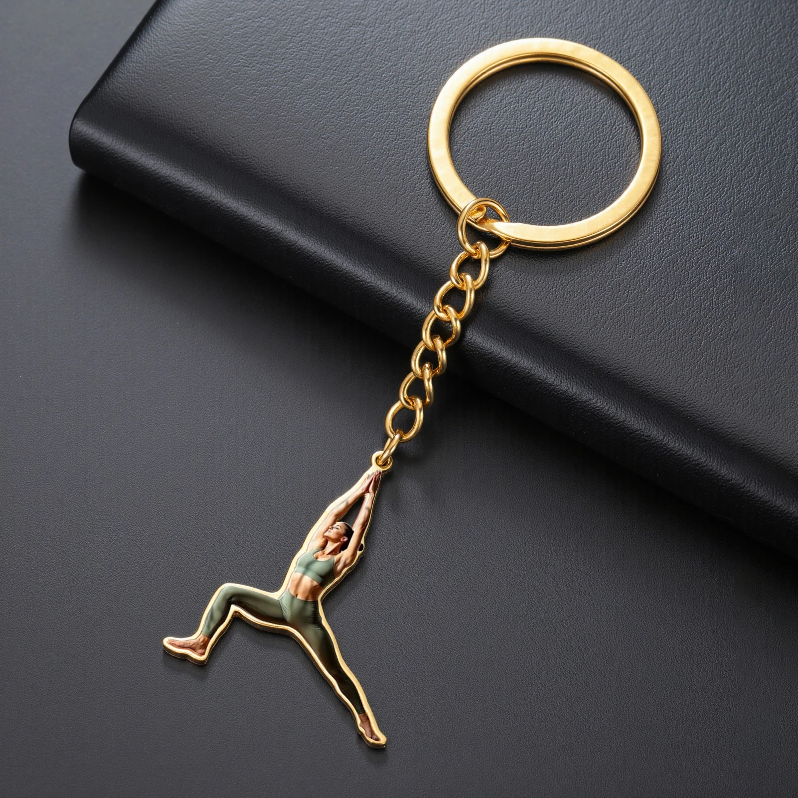 COOLTIME Bunter bedruckter Yoga-Schlüsselanhänger aus Edelstahl, stilvolles Sportzubehör, Unisex-Schmuck für Yoga-Enthusiasten – Detail 9