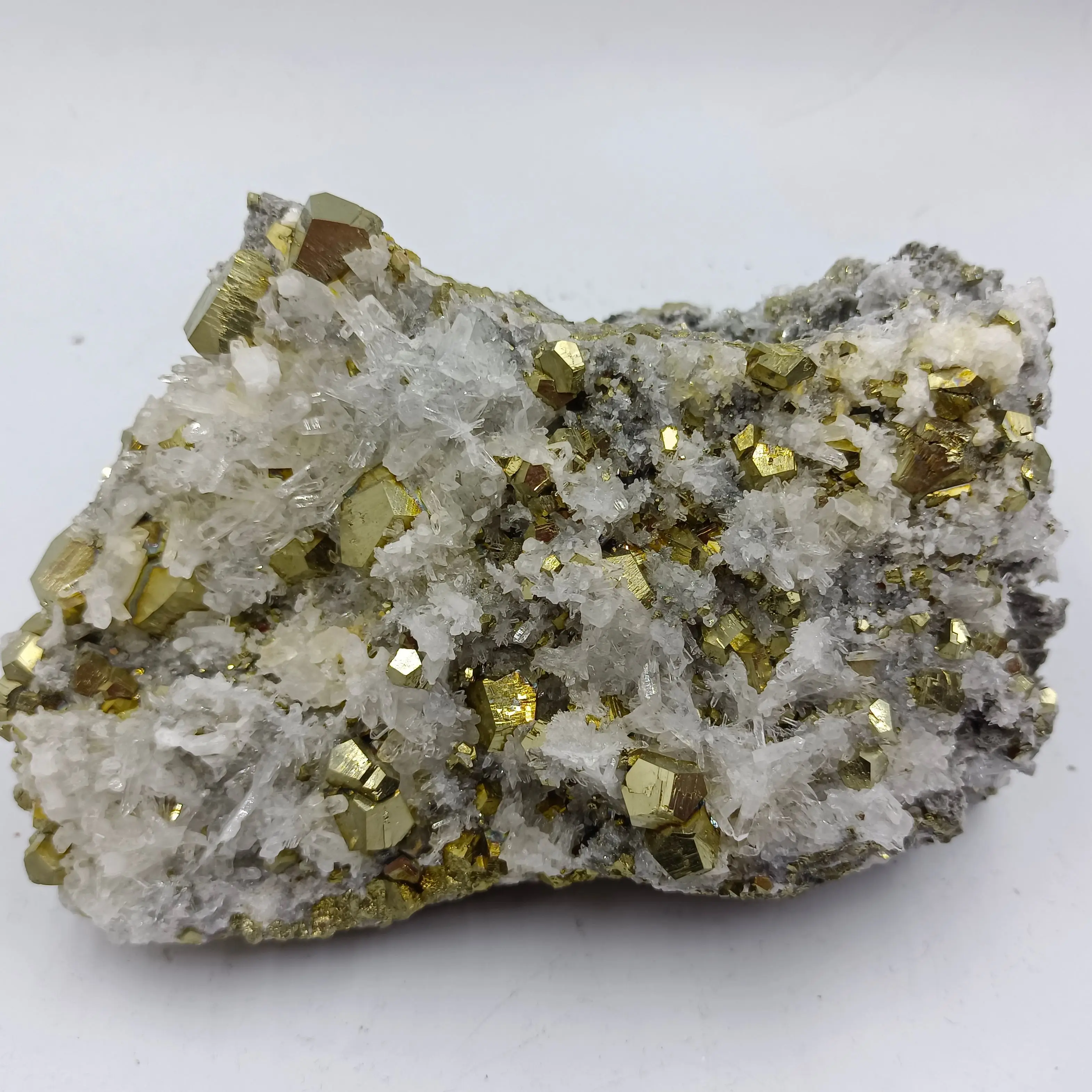 Miraculous Natural Pyrite Crystal Cluster Simbiotic Quartz Mineral Reiki Treatment Home Demagnetizzazione Decorativa Meditationgem