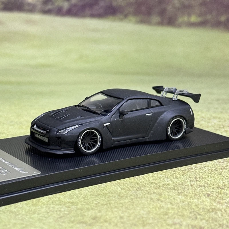 Model-Collect-MC-1-64-LBWK-R35-Alloy-Model-Car.jpg