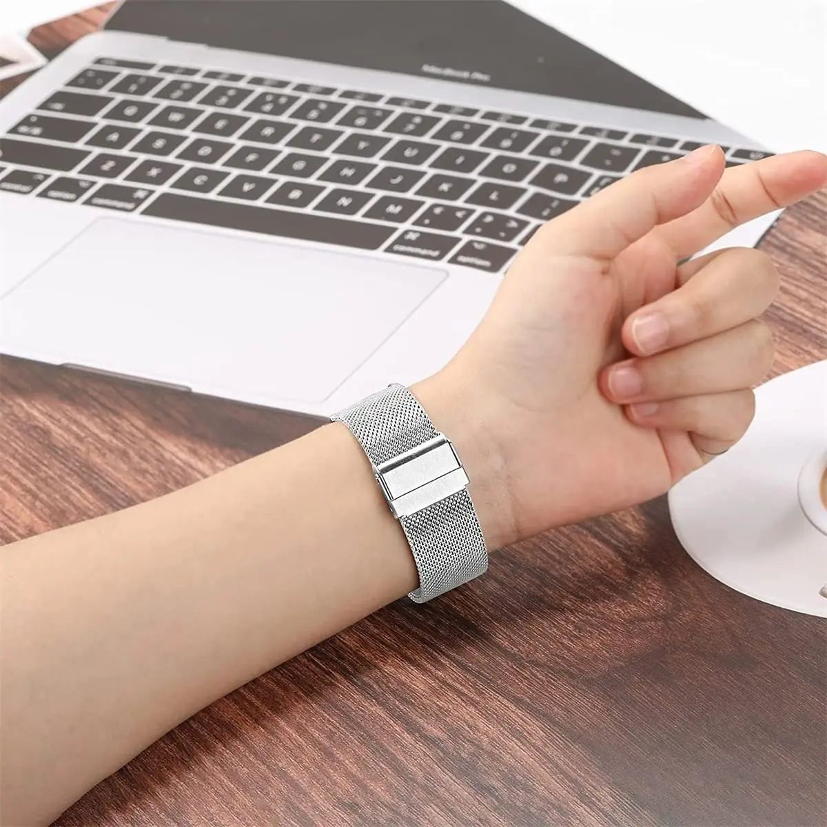 Universal Milanese Mesh Stainless Steel Watch Band - Quick Release, Silver