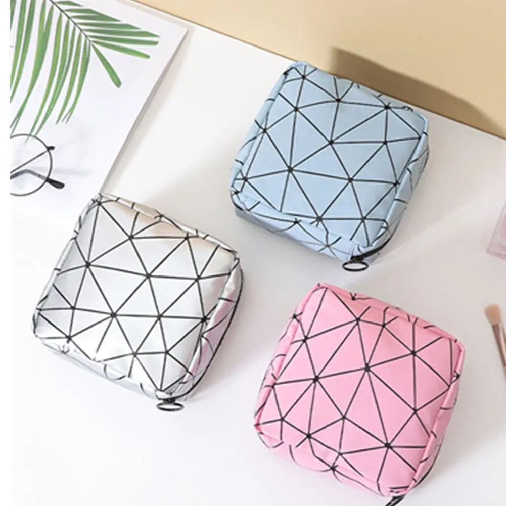 

Makeup Bags Multifunction Portable Rhombus Pattern Reusable Storage Pouch Sanitary Napkin Storage Bag Sanitary Napkin Bag