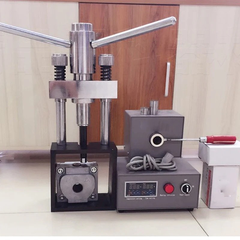 

Dental Split Invisible Denture Machine Belt Type Box Denture Injection Molding Machine Rubber Bracket Processing Oral Pressure