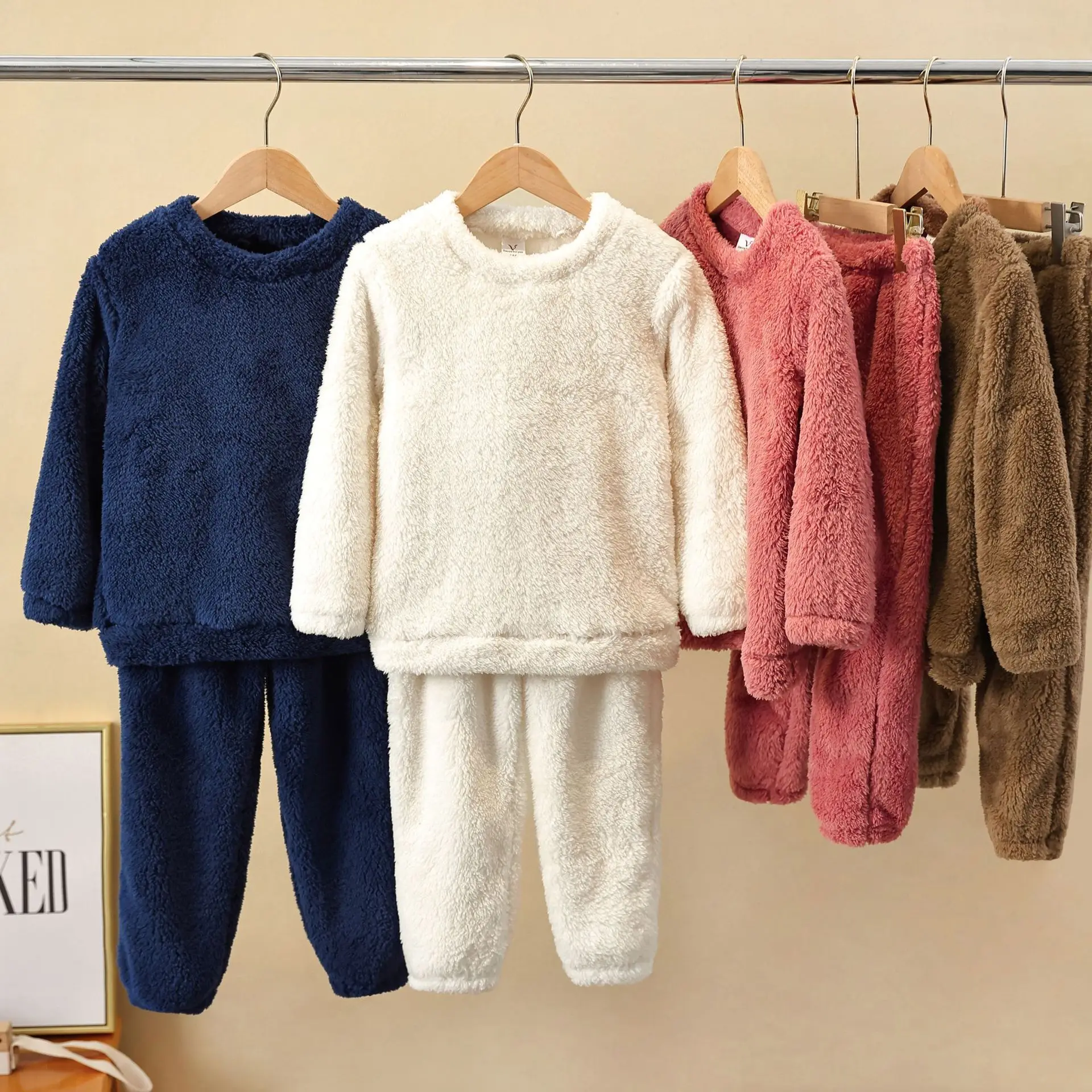

2022 Winter Children's Suits Soft Velvet Thickened Warm Home Clothing for Boys & Girls Autumn Velvet Pajamas Inside Outside Wear