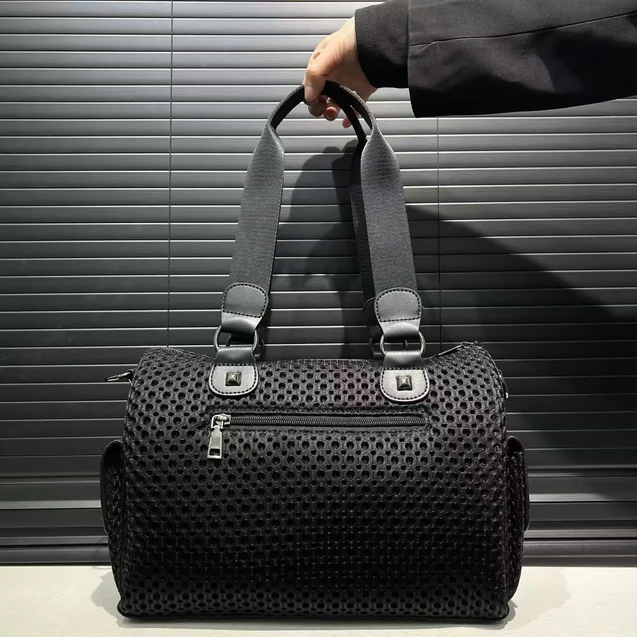 Diverse Farben und Designs verfügbar