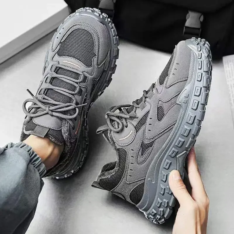 حذاء رجالي رياضي