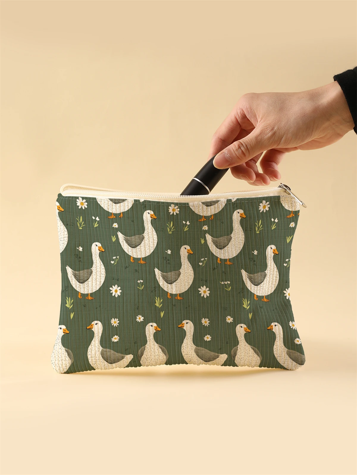 Women's Corduroy Travel Cosmetic Bag Portable Large Capacity Makeup Storage Organizer Zipper Clutch Purse Make up Bag