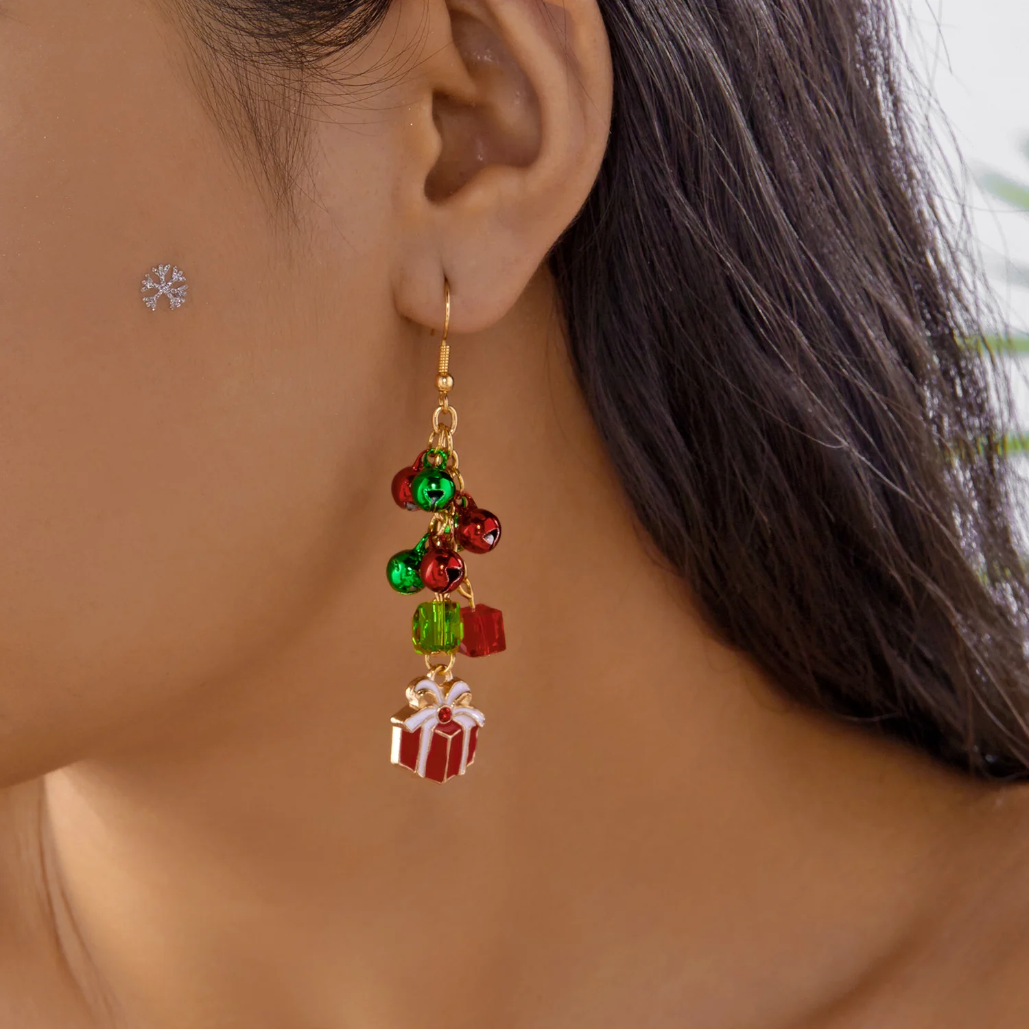 Weihnachten Bunte Glocke Quaste Ohrringe für Frauen Mode Zirkon Schneeflocke Weihnachten Baum Perlen Ohrringe Neue Jahr Festival Party Geschenk – Detail 7