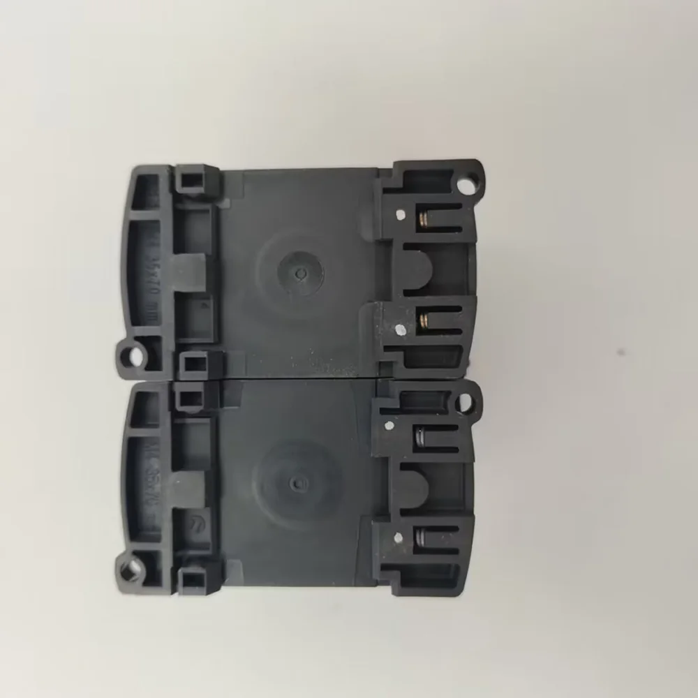 1PCS Ac Contactor For Schneider 38A 24VDC LC1D386BL