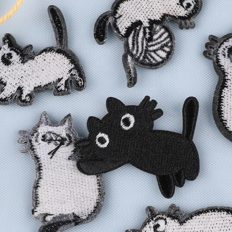 Cartoon Black Cat Badge Patches for Clothing Accessories Decorative Patch Stickers DIY Embroidered Applications for Sewing animal patches