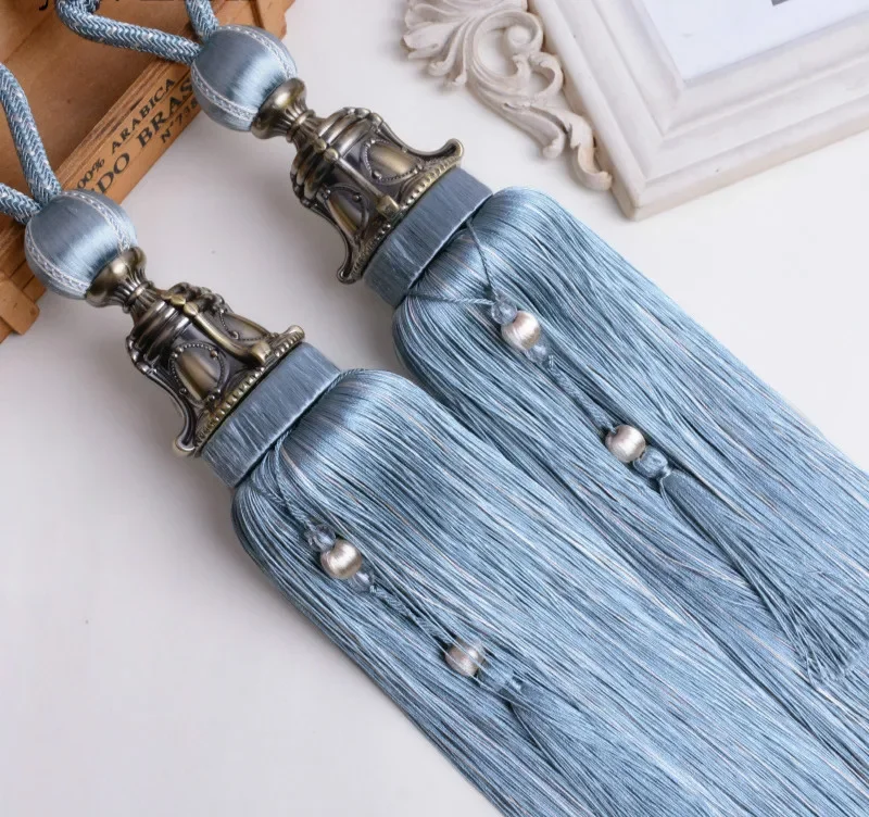 

2Pcs Europe Curtain Tassel Fringe Tiebacks Straps Hanging Belt Ball Curtain Accessories Brush Bind Buckle Curtain Holder