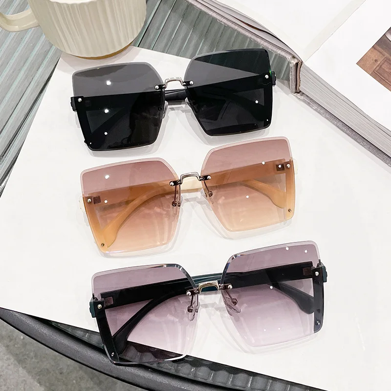 

Солнцезащитные очки в большой оправе для женщин и мужчин с защитой от ультрафиолета, Винтажные Солнцезащитные очки в стиле ретро, новинка 2023