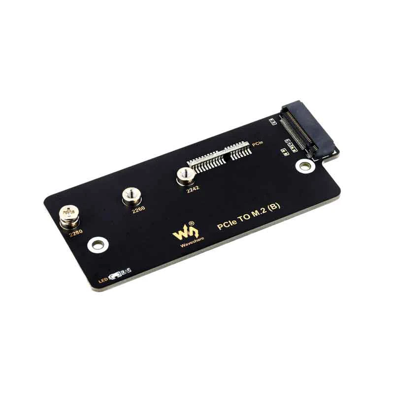   ǻ  4 PCIe-M.2 NVMe SSD   B (CM4)