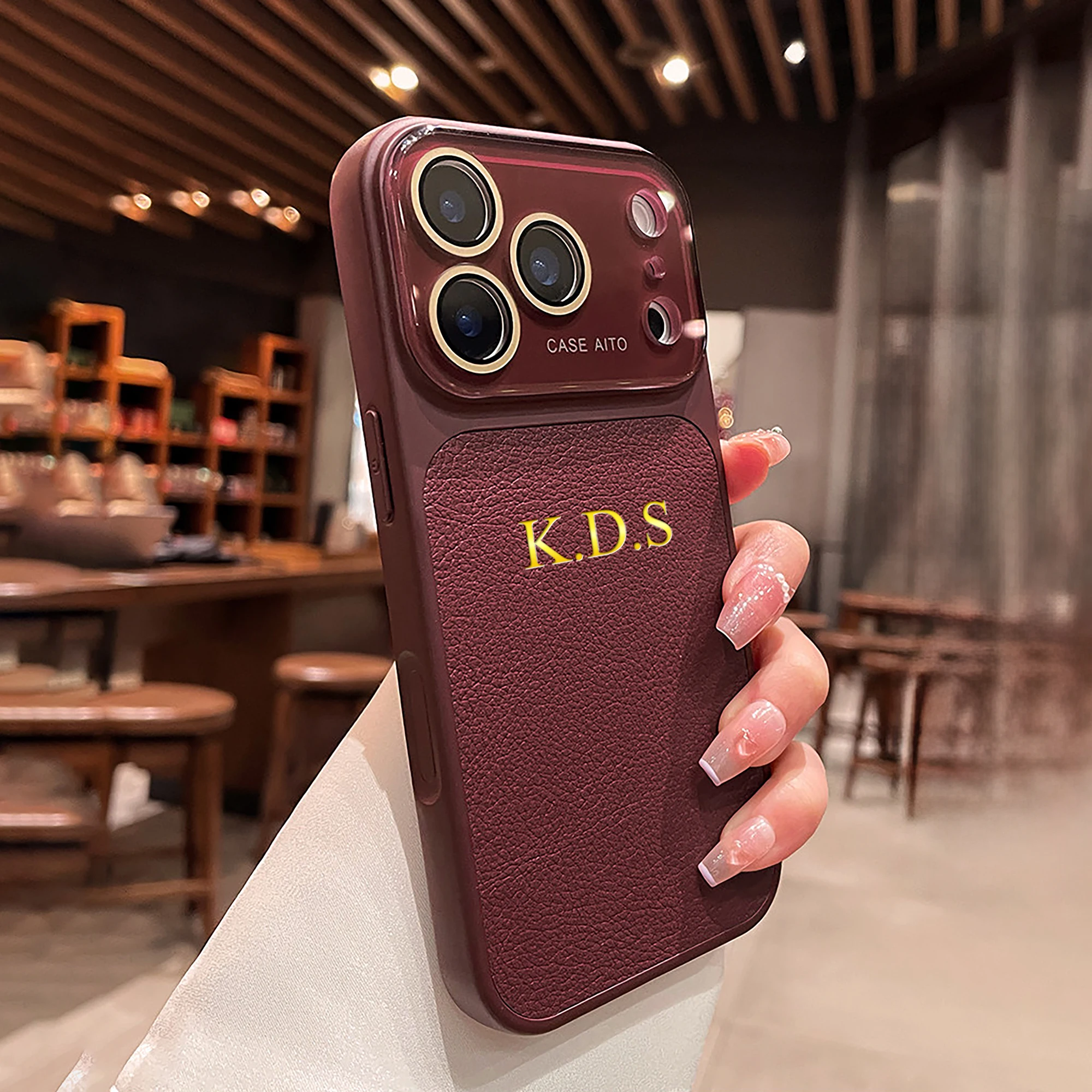 Personalized Luxury Faux Leather Case For iPhone 17 Pro Max thumbnail 4