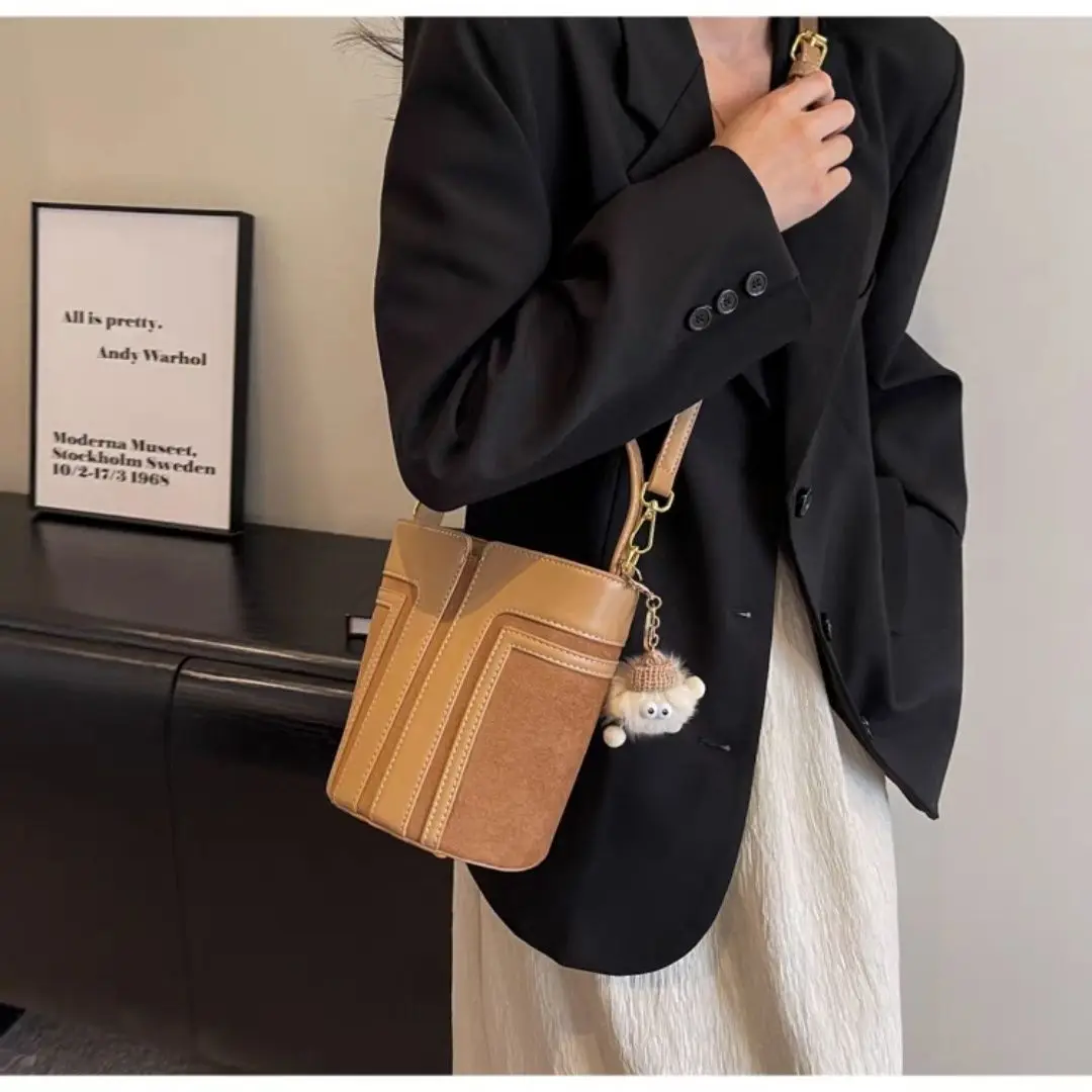 

2024 сумки через плечо для женщин, сумки-мессенджеры, женские сумочки, Женская контрастная Ретро сумка на плечо, сумка-мешок, сумка-тоут