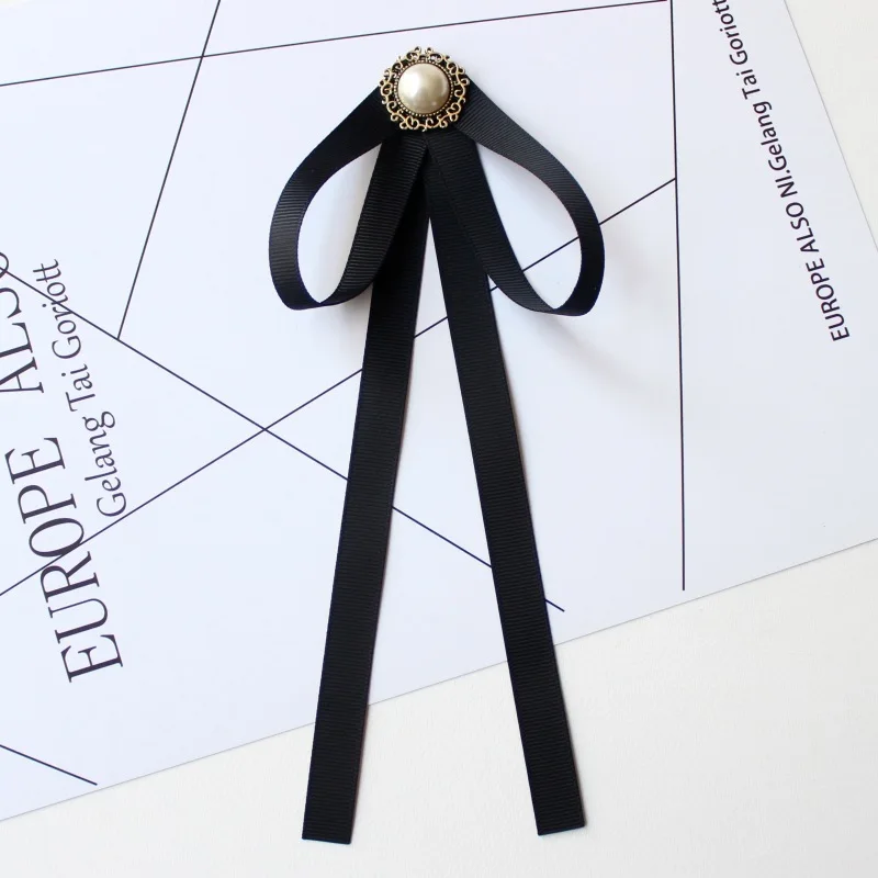 Рисунок 6 - Женская лента брошь-бант Студенческая