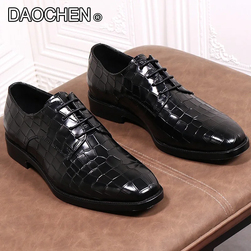 

LUXURY BRAND MEN OXFORD SHOES BROWN BLACK LACE UP SQARE DERBY CROCODILES PRINT MAN SHOE WEDDING OFFICE LEATHER SHOES MEN