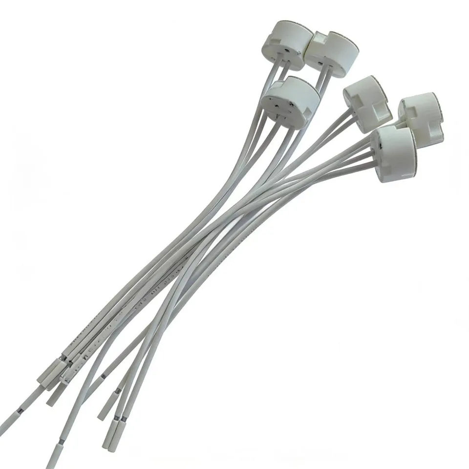 Adapter BA15D op G4 / GU4 / MR11 / MR16 voor lampen