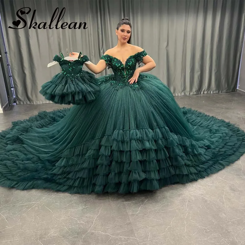 Ball Gown Appliques Beads Dresses Sexy V-Neck Vestidos De 15 Anos Formal Tulle Burgundy With Black Robe De Soiree