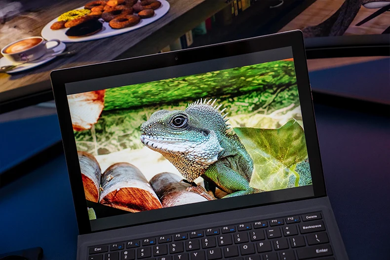 Ultraslim 2-IN-1 Tablet PC, 12th Gen Intel Core i7, 16GB RAM, 512GB SSD, 13