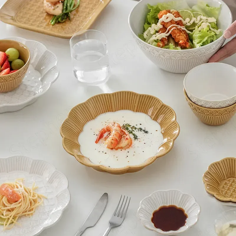일본 복고풍 저녁 식사 접시 복고풍 매화 양각 세라믹 접시 홈 오후 차 과일 샐러드 그릇 빵 디저트 요리